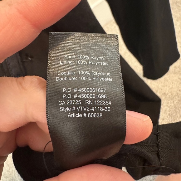 Aritzia Talula Black Light Blazer Size 4 - Picture 11 of 11